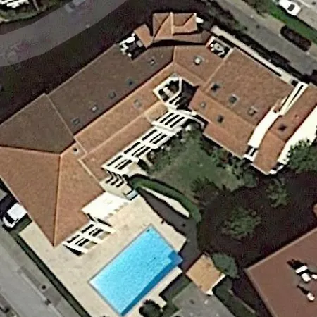 Coralines Apartment *